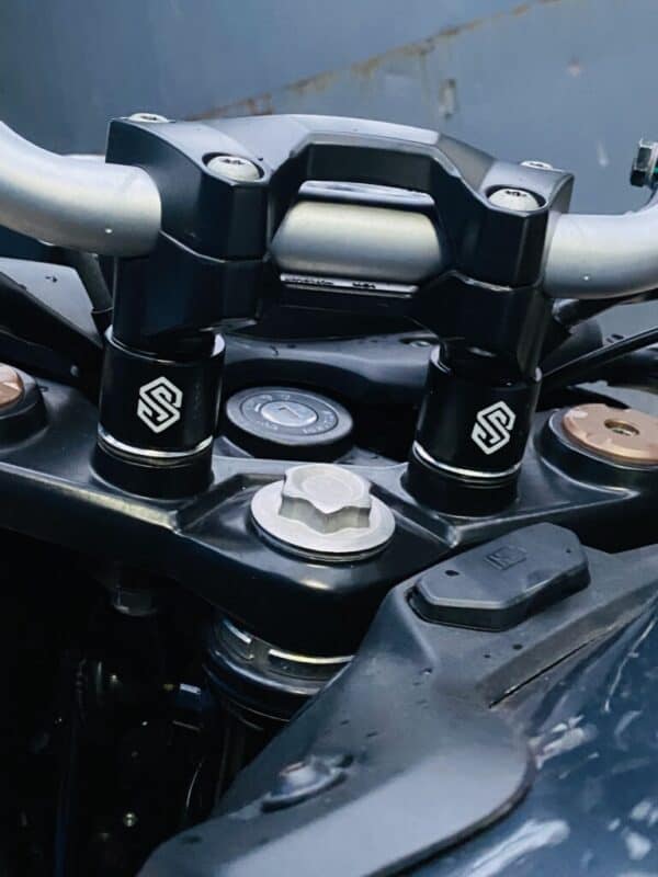 Bajaj pulsar N250 - N160 handle bar risers - Image 2