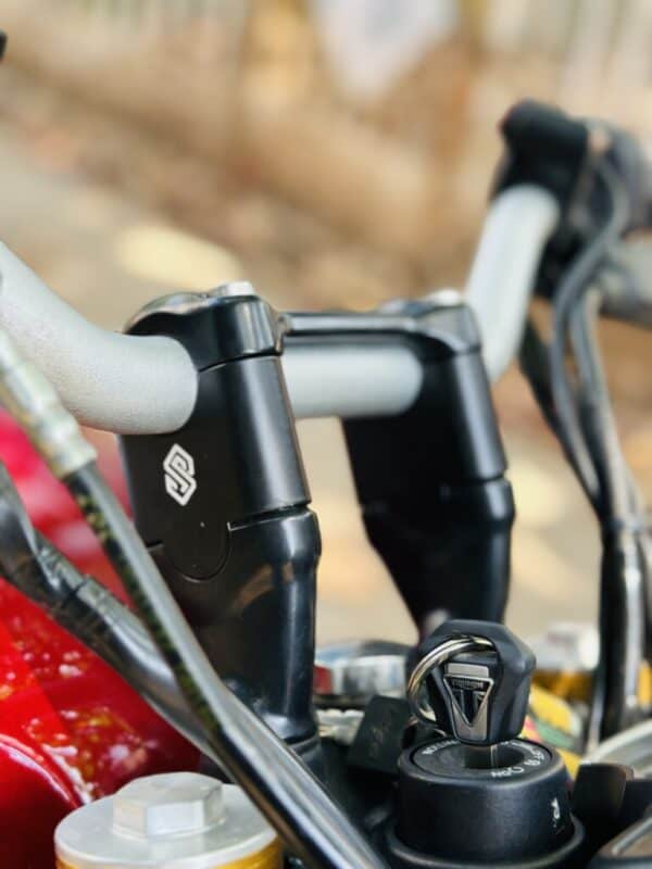 Triumph Speed 400 Handle Bar Risers