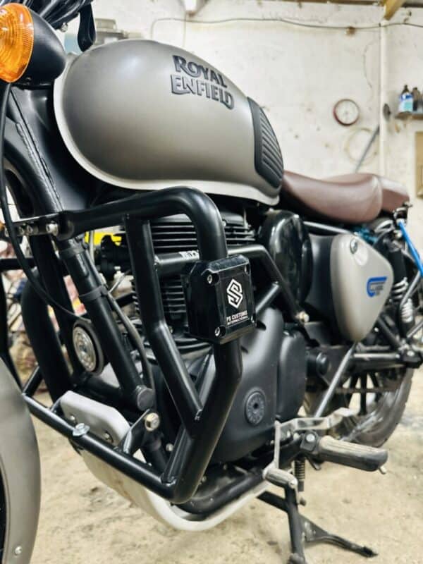 Royal Enfield Meteor 350 & Classic 350 / Reborn Crash Guard with Slider (bs6) - Image 6