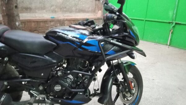 Crash Guard for Bajaj Pulsar 220 BS6 (Engine Protection | Street & Touring Ready | Heavy-Duty Steel | Bolt-On Fit) - Image 3